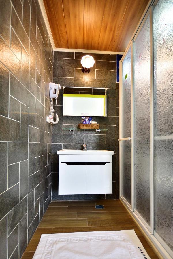 Jinlun Creative Grocery Store Son Homestay Taimali Exterior foto